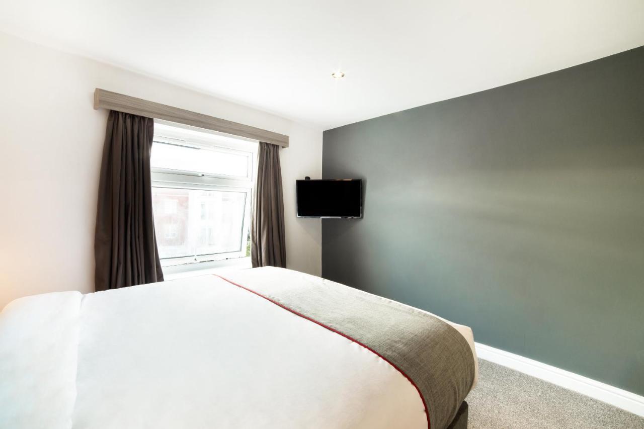 The Connaught Hotel Wolverhampton Dış mekan fotoğraf