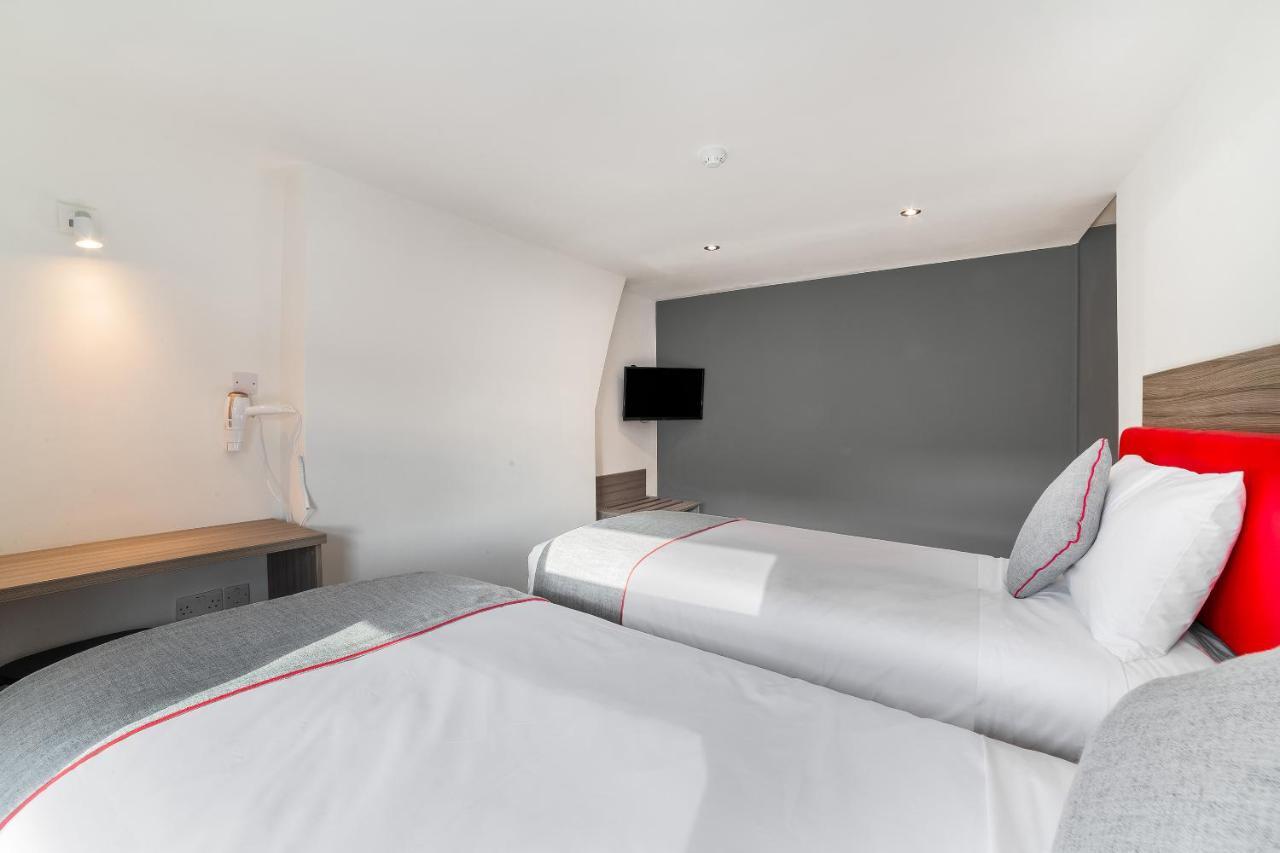The Connaught Hotel Wolverhampton Dış mekan fotoğraf